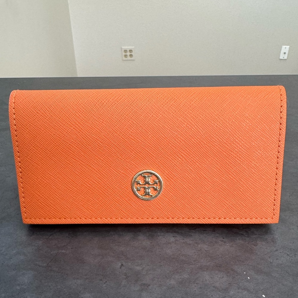 Tory Burch Eyeglass case